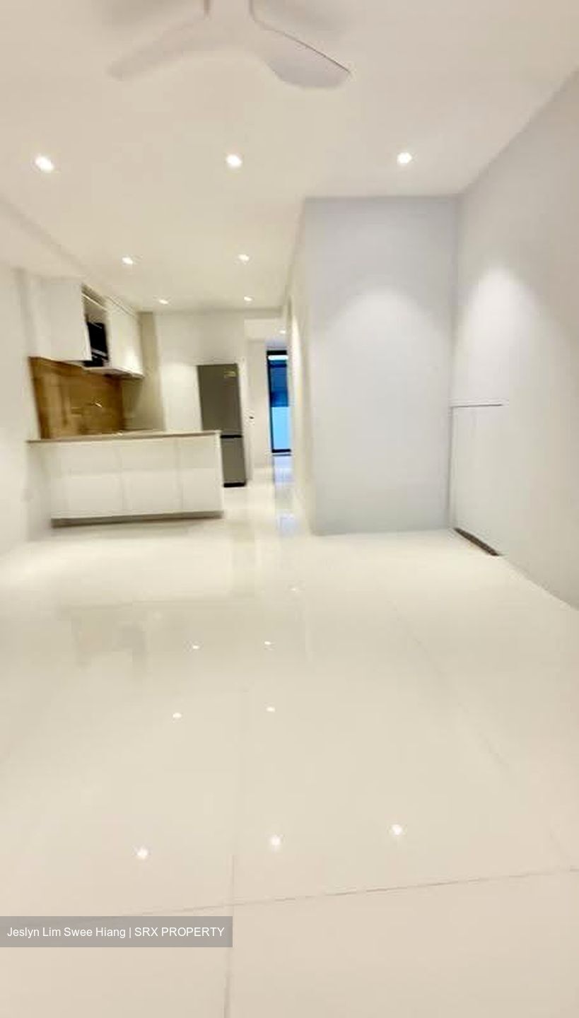 Eng Aun Park (D11), Terrace #611235031